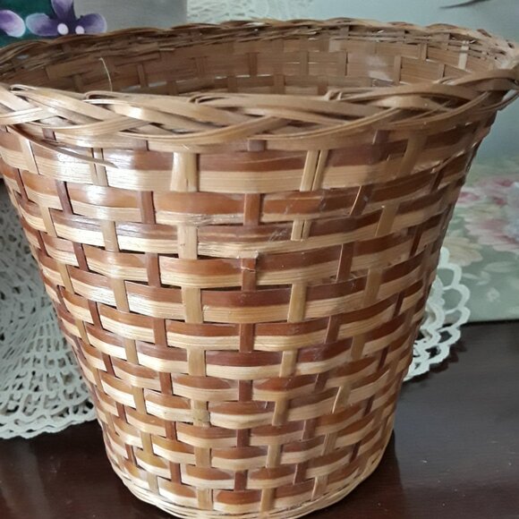 Vintage Lot of Three Planters - Wicker and Fiber Board - Picture 7 of 8